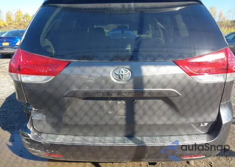 2011 Toyota Sienna Le V6 из США, поврежденный, VIN 5TDKK3DC3BS149110